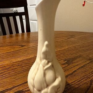 1930’s Rumrill Red Wing Art Deco Floral Pottery Vase